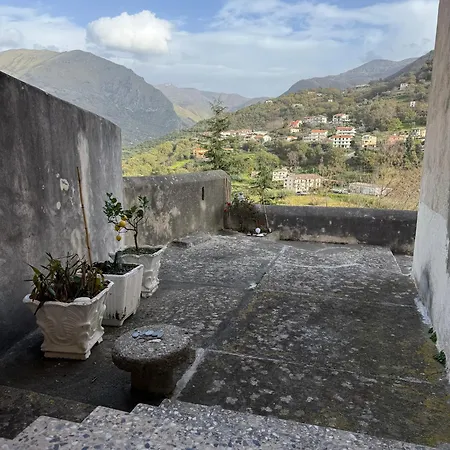 Gæstehus Palazzo Zupi Fiumefreddo Bruzio