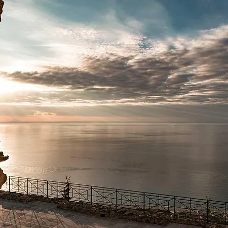 Guest house Palazzo Zupi 3*