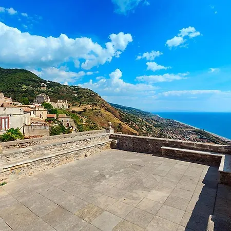 Palazzo Zupi 3* Fiumefreddo Bruzio