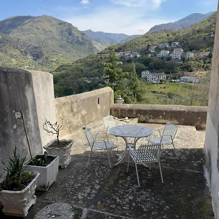 Gasthof Palazzo Zupi Fiumefreddo Bruzio